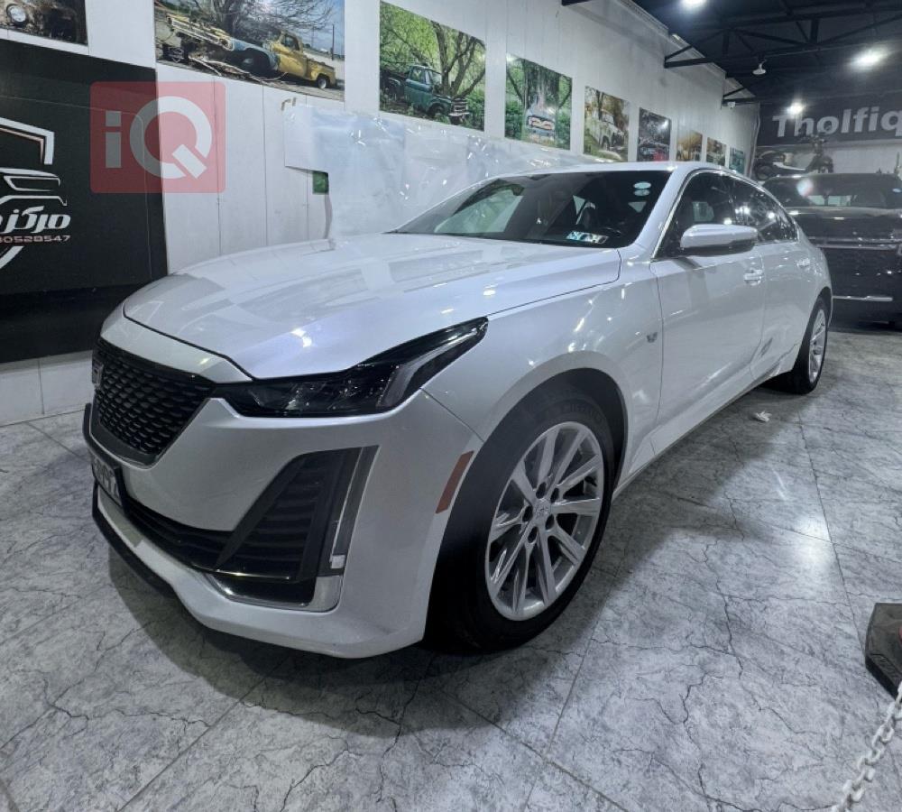 كاديلاك CT5